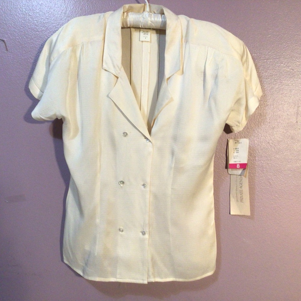 Ladies off white 100% silk blouse